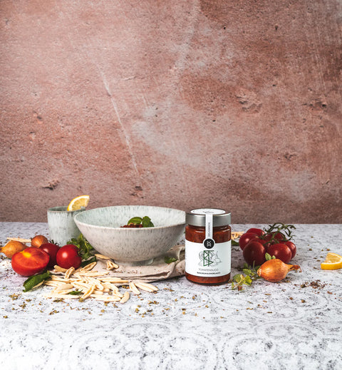 Tomatensugo mit Basilikum & Knoblauch